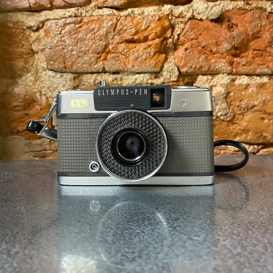 Olympus PEN EE-S рабочий экспонометр пленочный полукадровый фотоаппарат