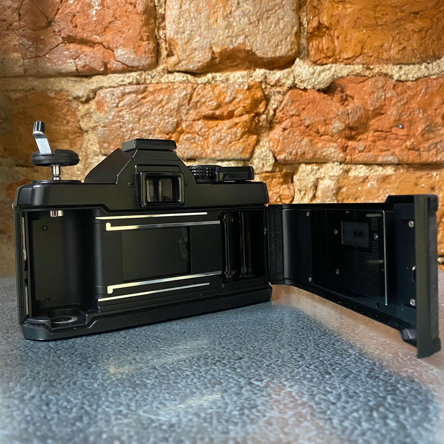 Yashica FX-3 Super 2000 & Yashica ML 50mm 1:1.4