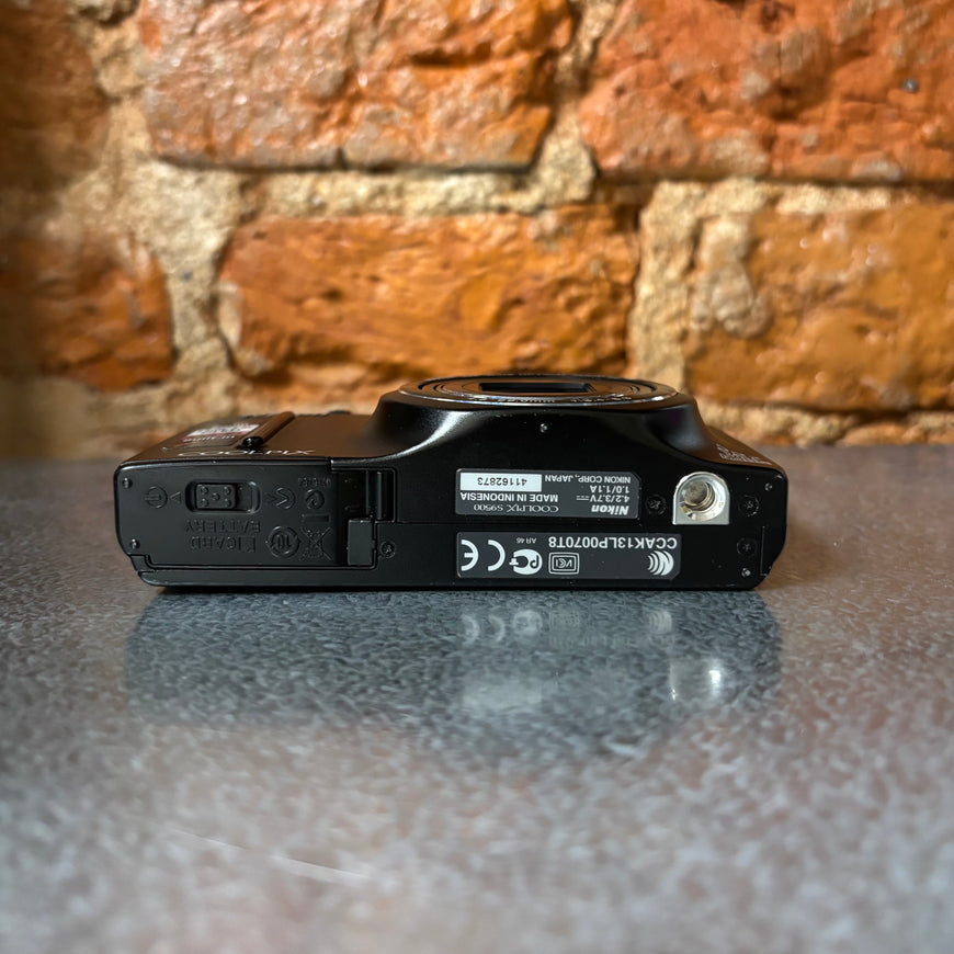 Nikon Coolpix S9500 черный цифровой фотоаппарат