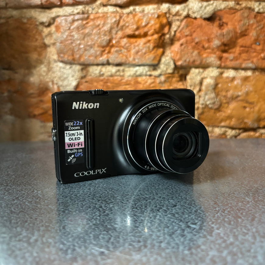 Nikon Coolpix S9500 черный цифровой фотоаппарат