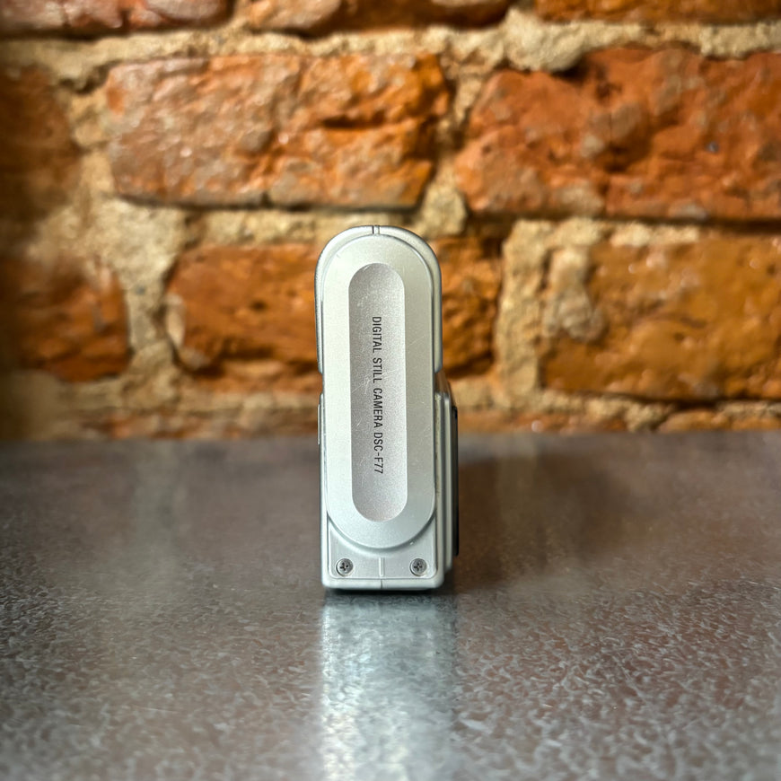 Sony Cyber-Shot DSC-F77 цифровой фотоаппарат