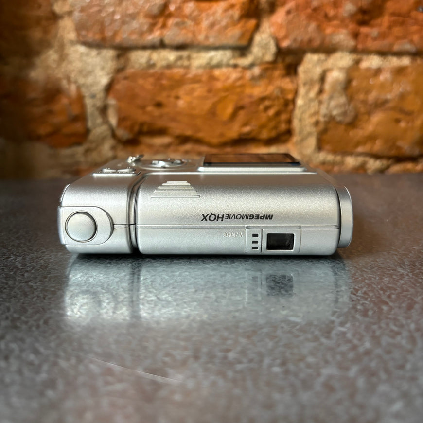 Sony Cyber-Shot DSC-F77 цифровой фотоаппарат