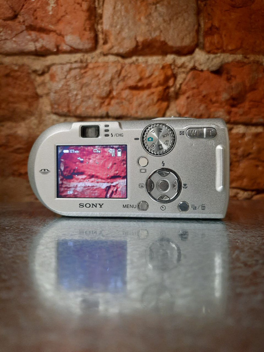 Sony Cyber-shot DSC-P150 цифровой фотоаппарат