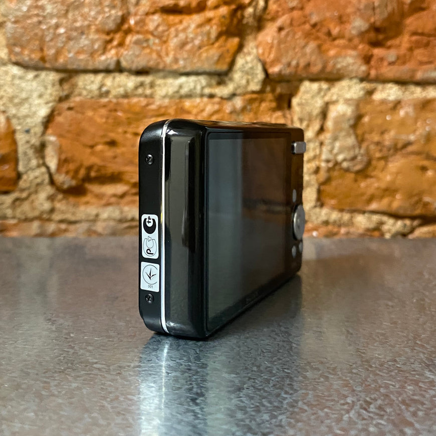 Sony Cyber-shot DSC-W650 черный цифровой фотоаппарат