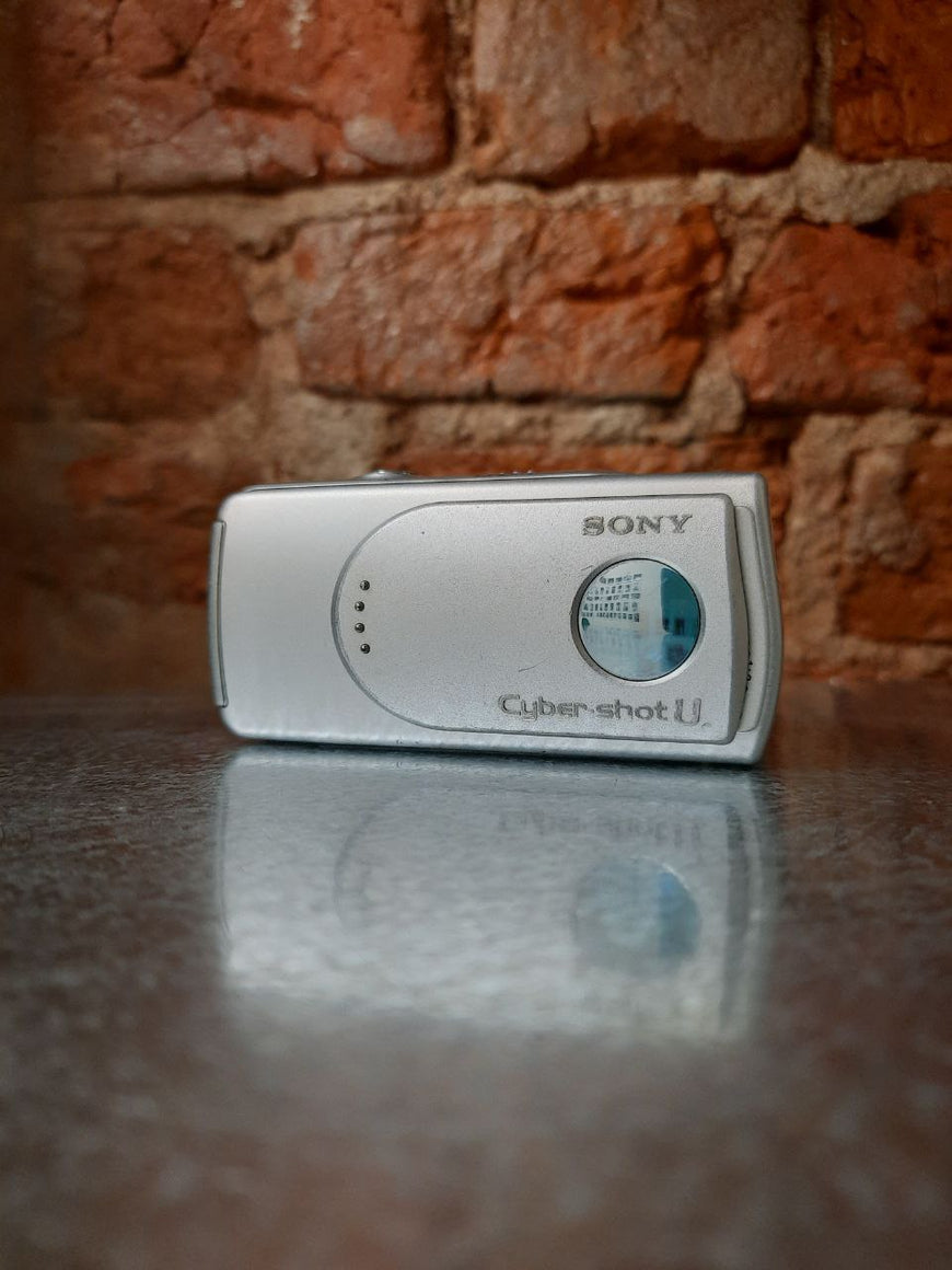 Sony Cyber-shot DSC U-30 цифровой фотоаппарат