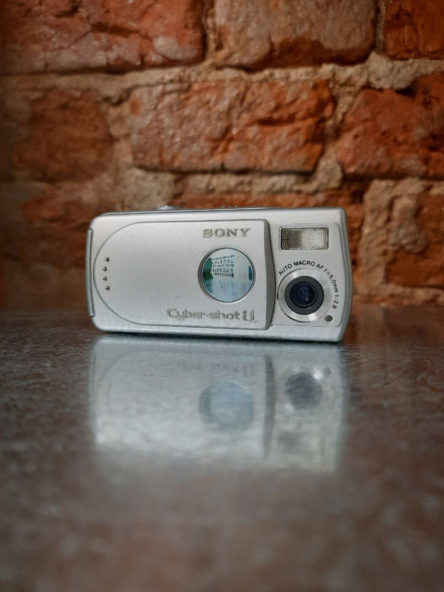 Sony Cyber-shot DSC U-30 цифровой фотоаппарат