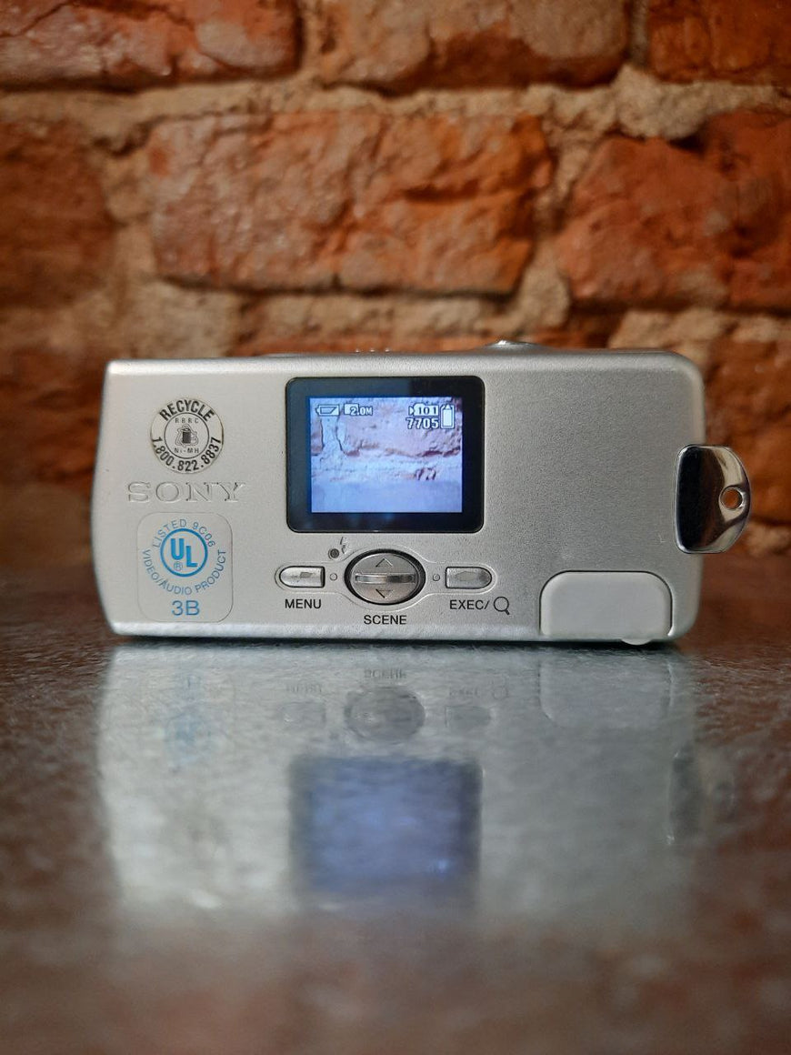 Sony Cyber-shot DSC U-30 цифровой фотоаппарат