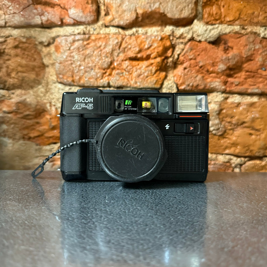 Ricoh AF-5 2.8 без вспышки пленочный фотоаппарат