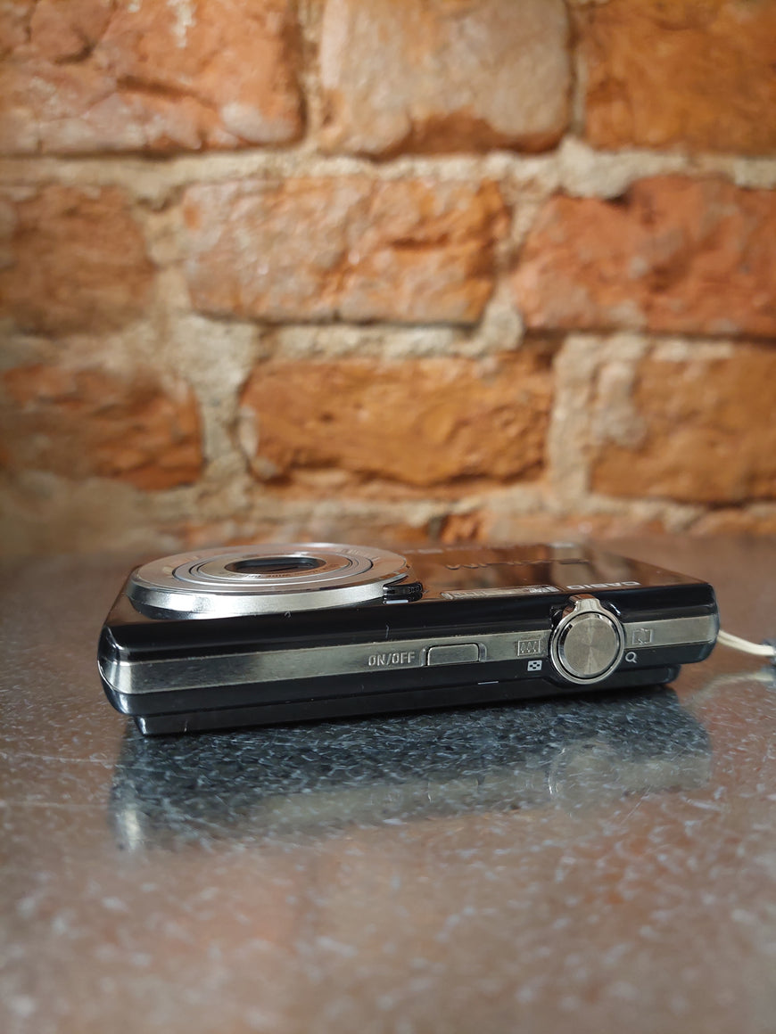Casio Exlim EX-ZS10 черный цифровой фотоаппарат