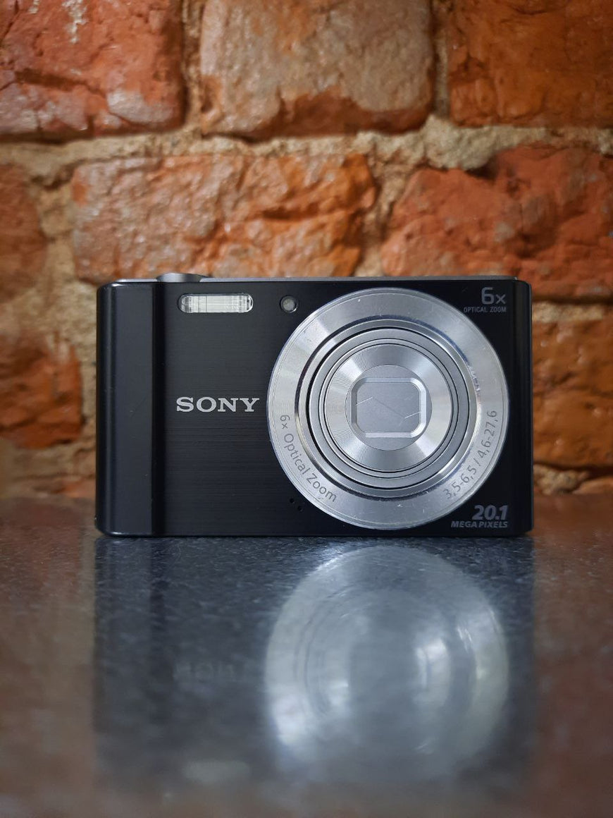 Sony Cyber-shot DSC-W810 черный цифровой фотоаппарат