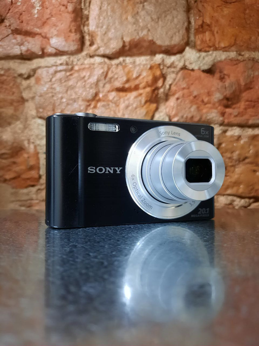 Sony Cyber-shot DSC-W810 черный цифровой фотоаппарат