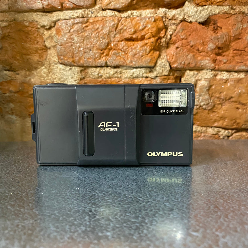 Olympus AF-1 Quartzdate пленочный фотоаппарат