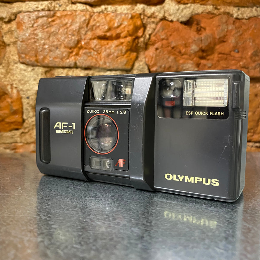 Olympus AF-1 Quartzdate пленочный фотоаппарат