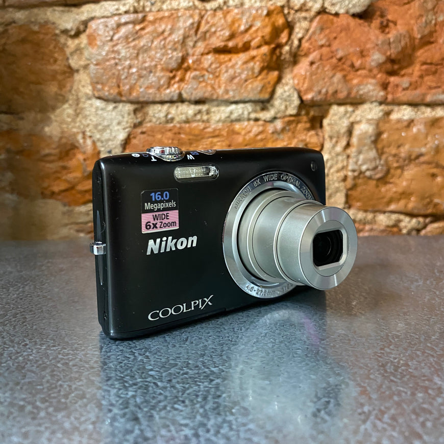 Nikon Coolpix S2700 черный цифровой фотоаппарат