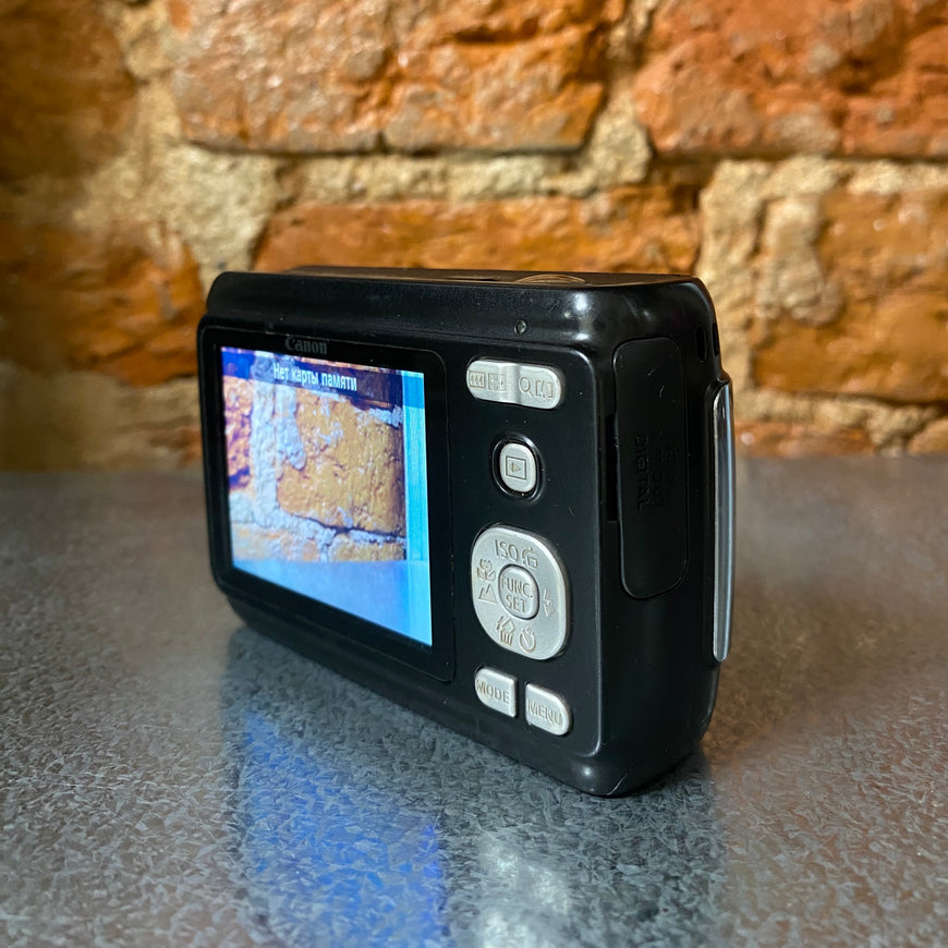 Canon PowerShot A480 черный цифровой фотоаппарат