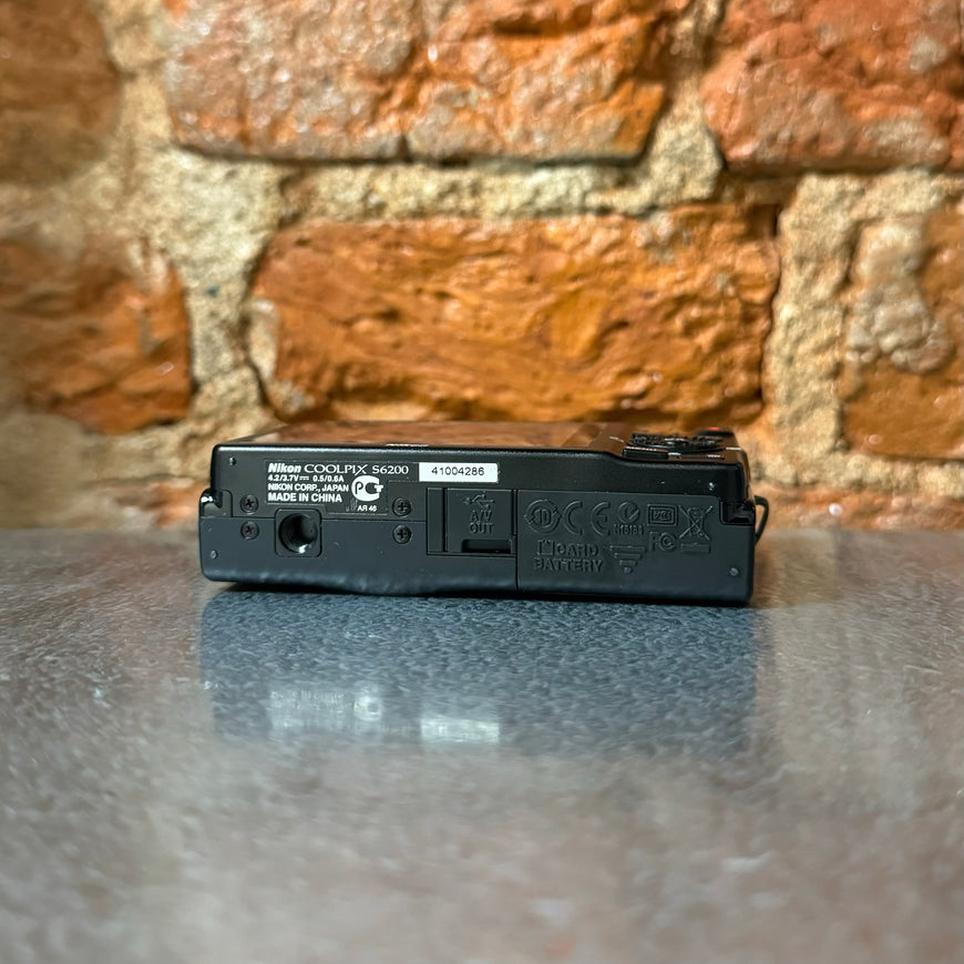 Nikon Coolpix S6200 цифровой фотоаппарат черный