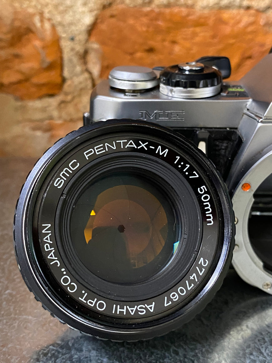 Pentax ME 1:1.7 50 mm полный комплект пленочный зеркальный фотоаппарат