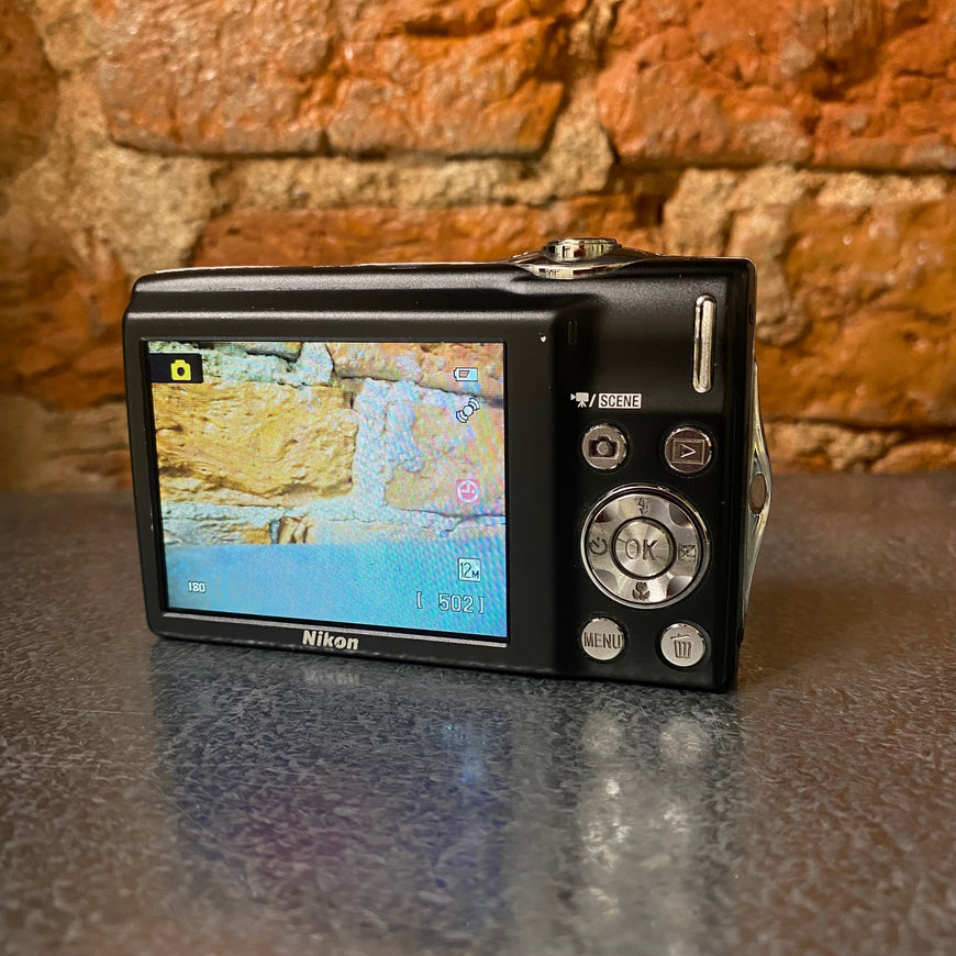 Nikon Coolpix S3000 цифровой фотоаппарат черный