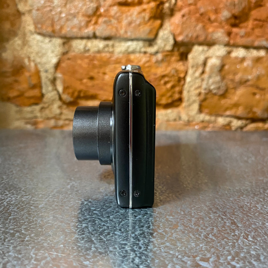 Nikon Coolpix S3000 цифровой фотоаппарат черный