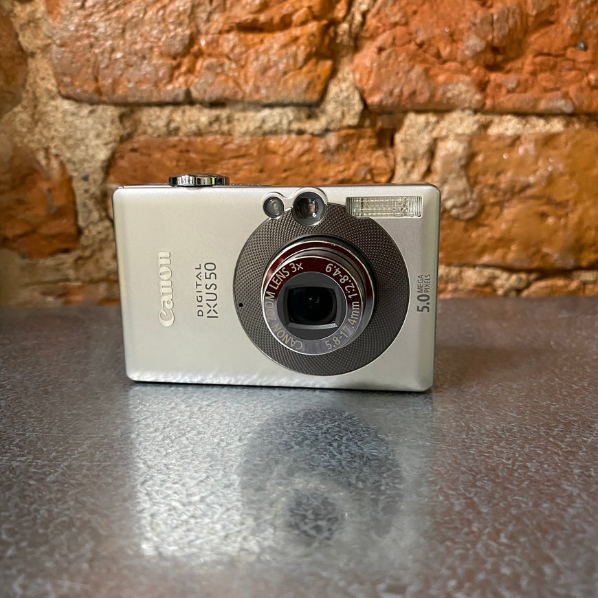 Canon IXUS 50 цифровой фотоаппарат