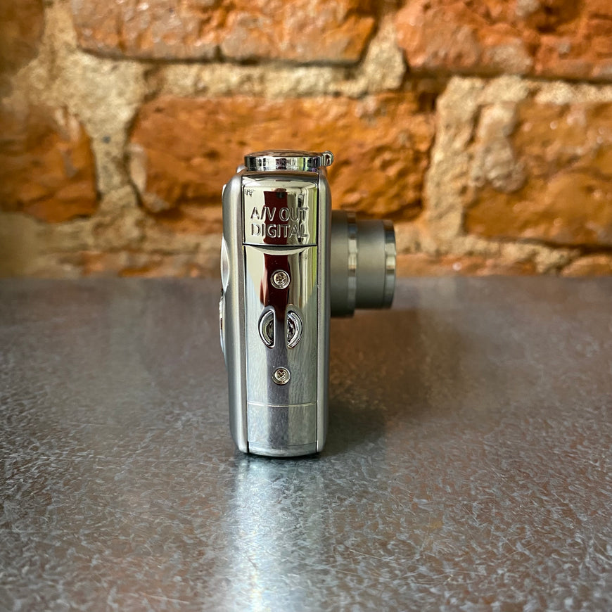 Canon IXUS 50 цифровой фотоаппарат