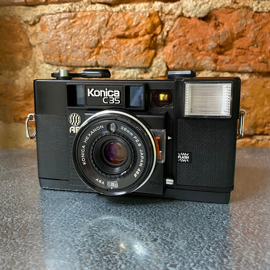 Konica C35 AF пленочный фотоаппарат легенда