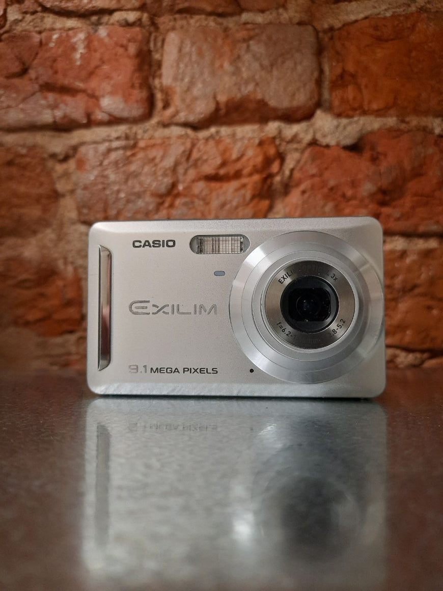 Casio Exilim EX-Z19 цифровой фотоаппарат