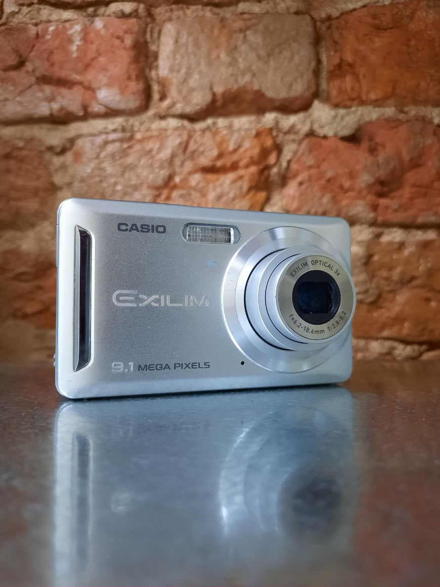 Casio Exilim EX-Z19 цифровой фотоаппарат