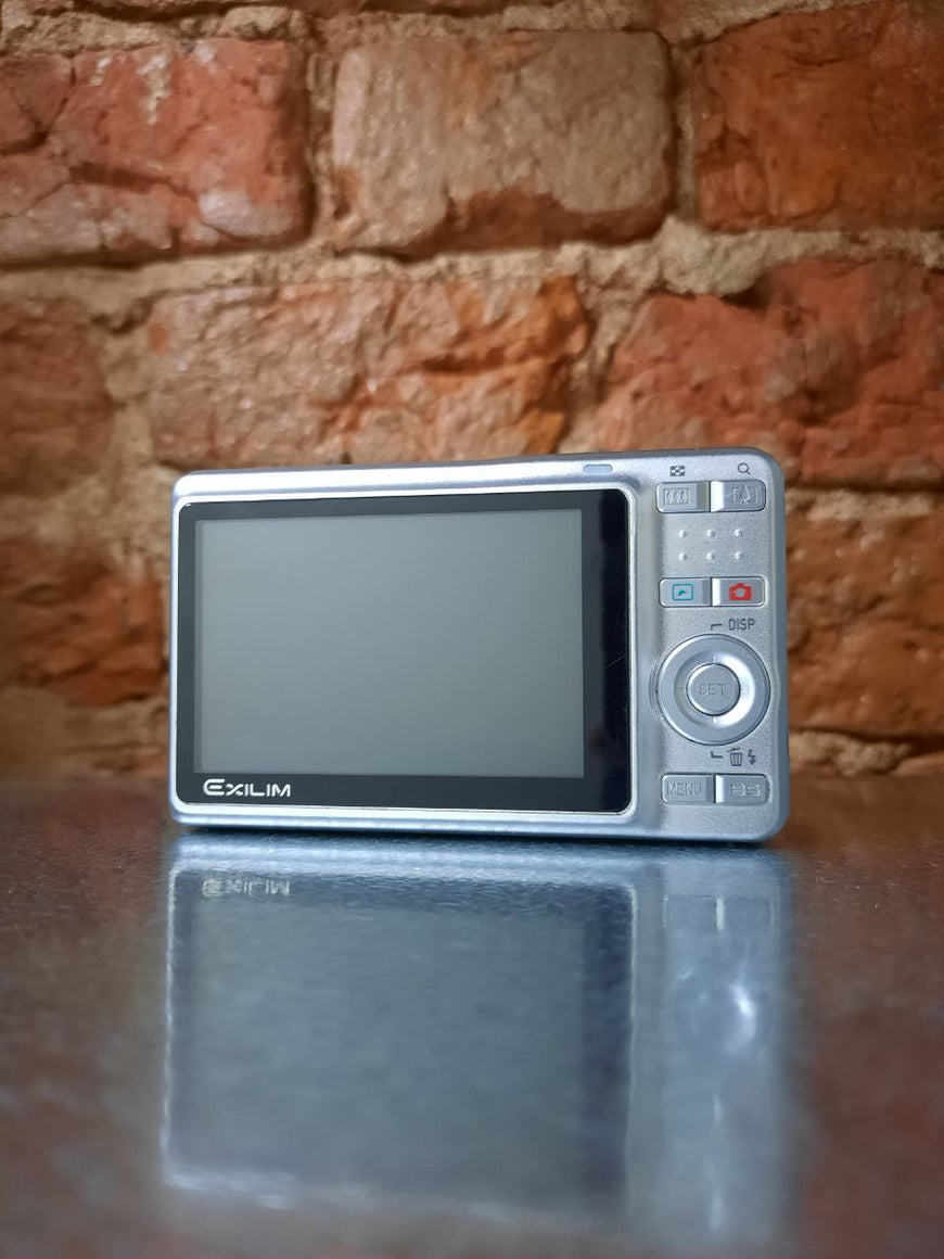 Casio Exilim EX-Z19 цифровой фотоаппарат