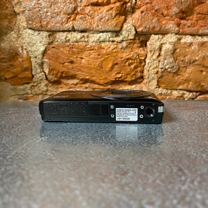 Olympus VG-130 черный цифровой фотоаппарат