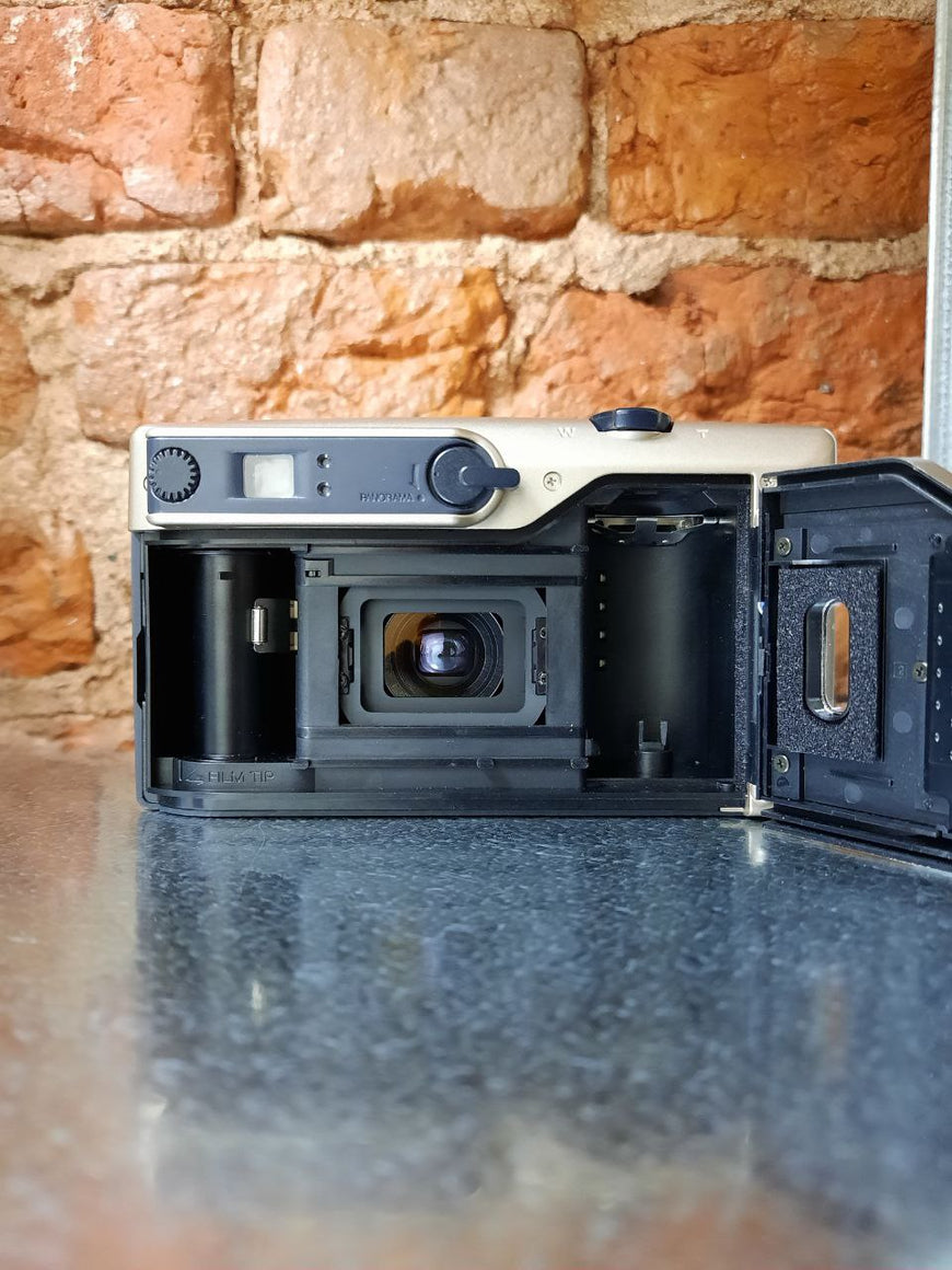 Konica Z-up 150 vp пленочный фотоаппарат