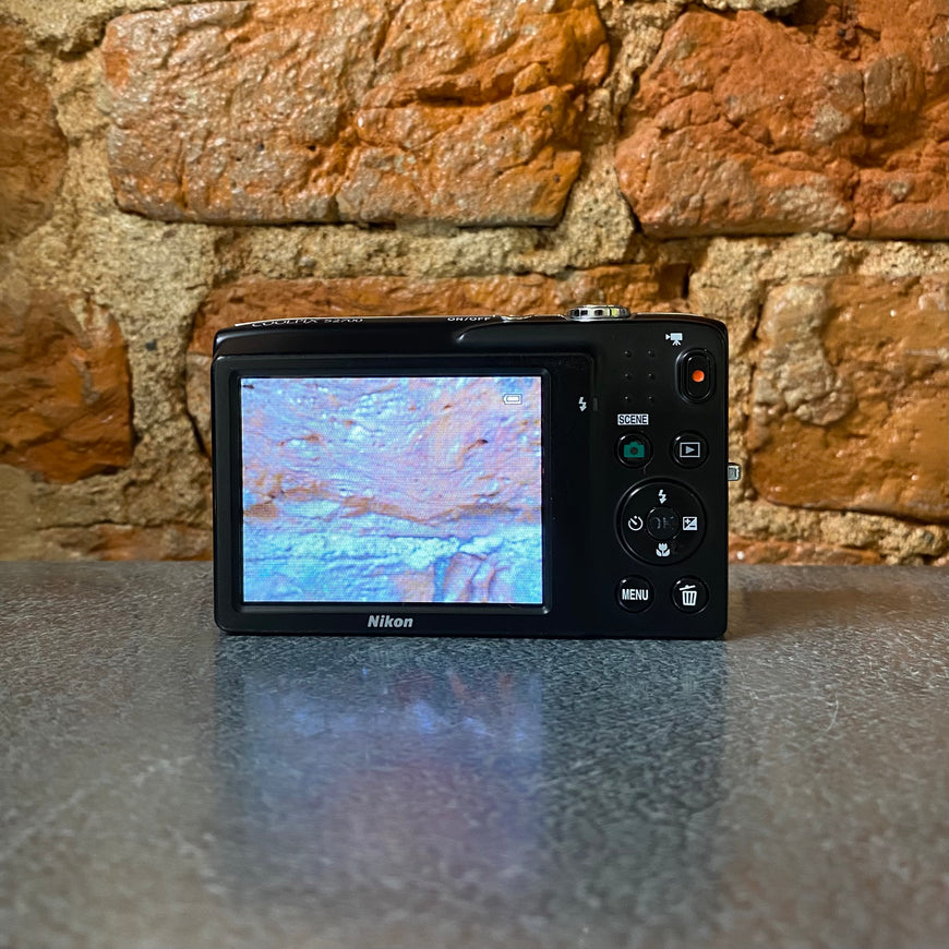 Nikon Coolpix S2700 фиолетовый цифровой фотоаппарат