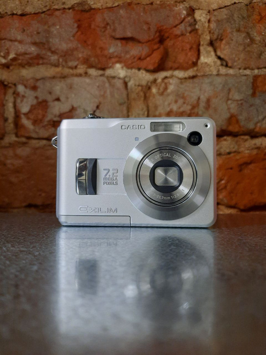 Casio Exilim EX-Z120 цифровой фотоаппарат