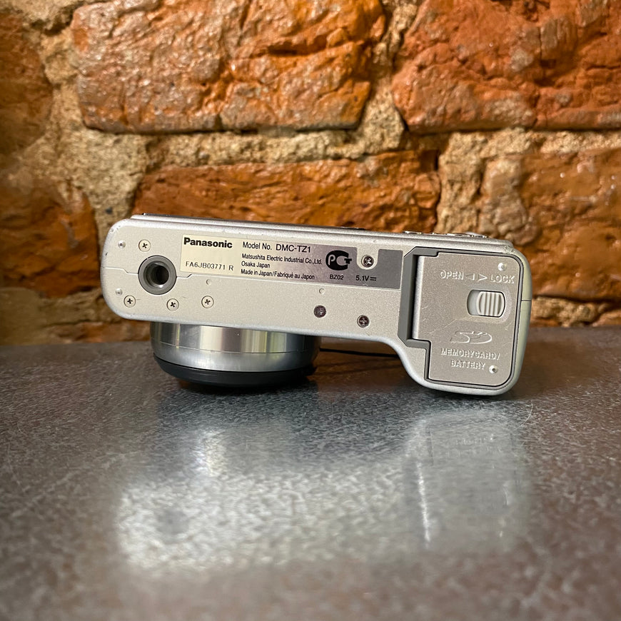 Panasonic DMC-TZ1 цифровой компакт отличная сохранность