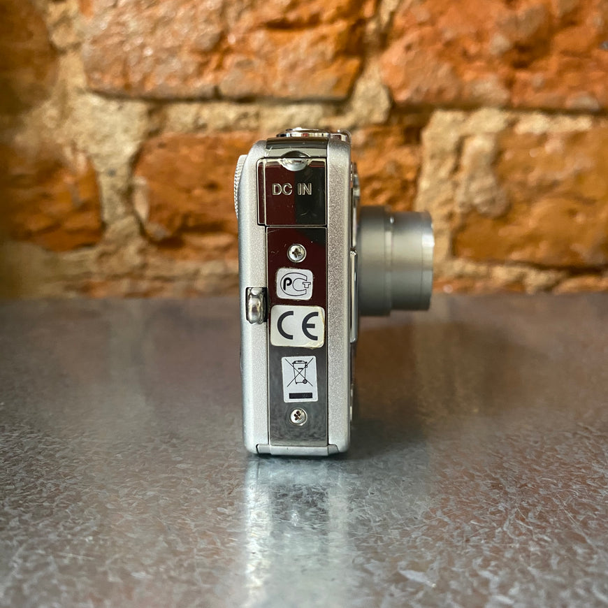 Sony Cyber-shot DSC-W50 цифровой фотоаппарат