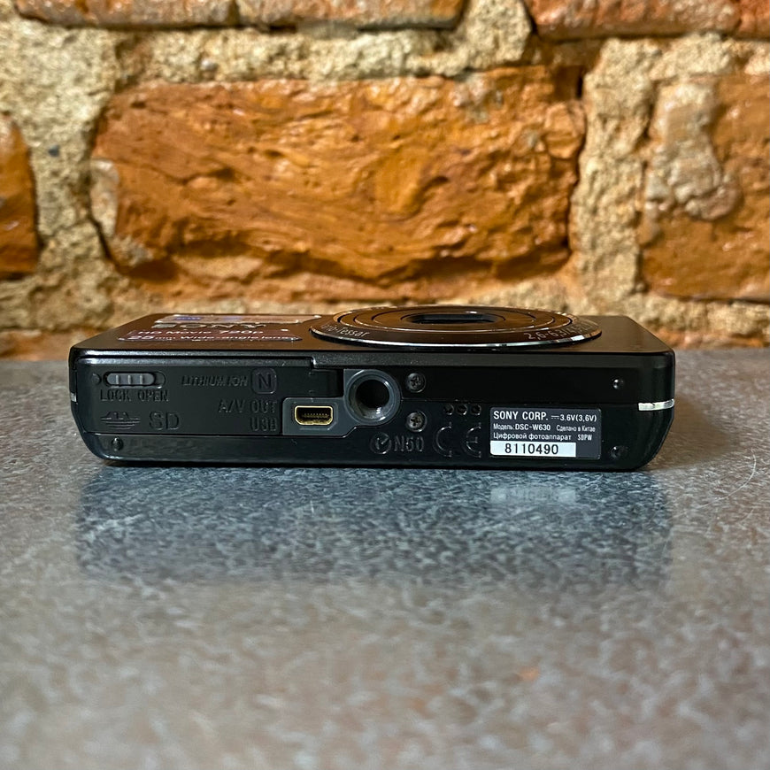 Sony Cyber-shot DSC-W630 черный цифровой фотоаппарат