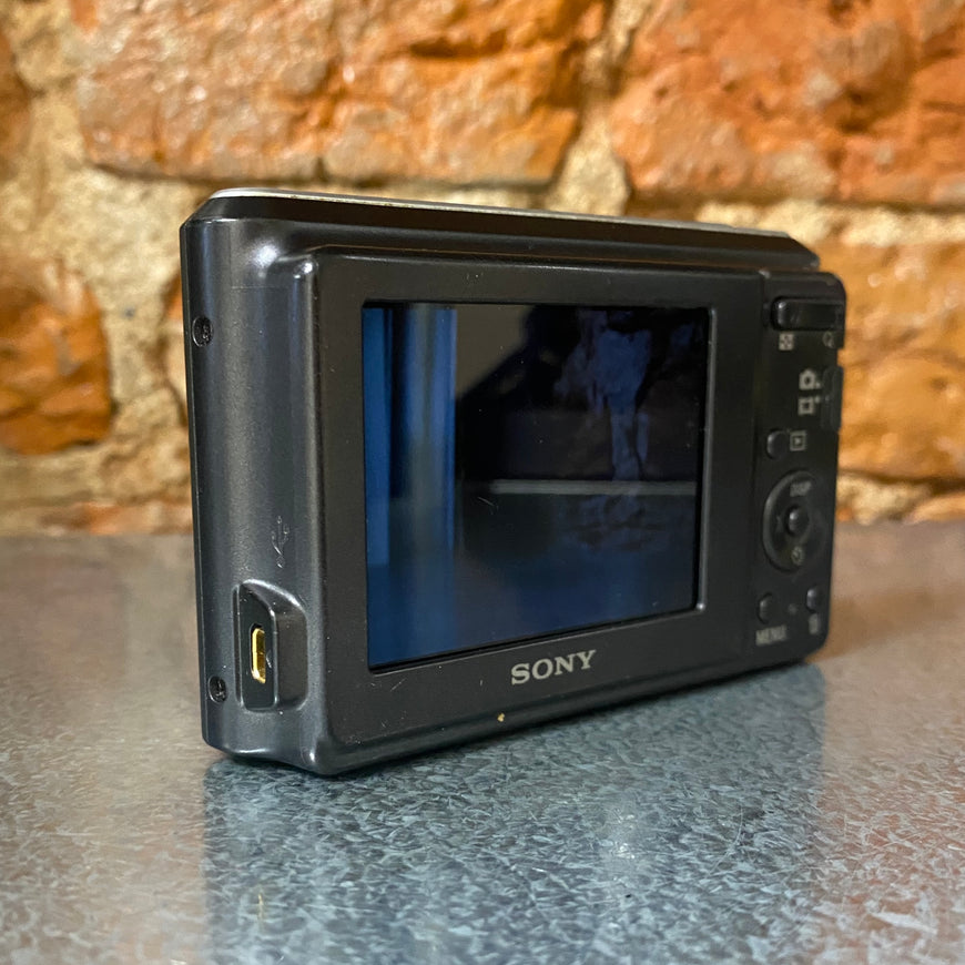 Sony Cyber-shot DSC-S2000 черный цифровой фотоаппарат