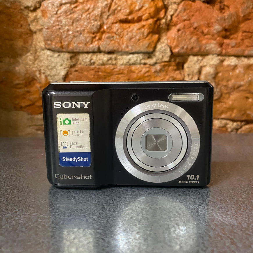 Sony Cyber-shot DSC-S2000 черный цифровой фотоаппарат