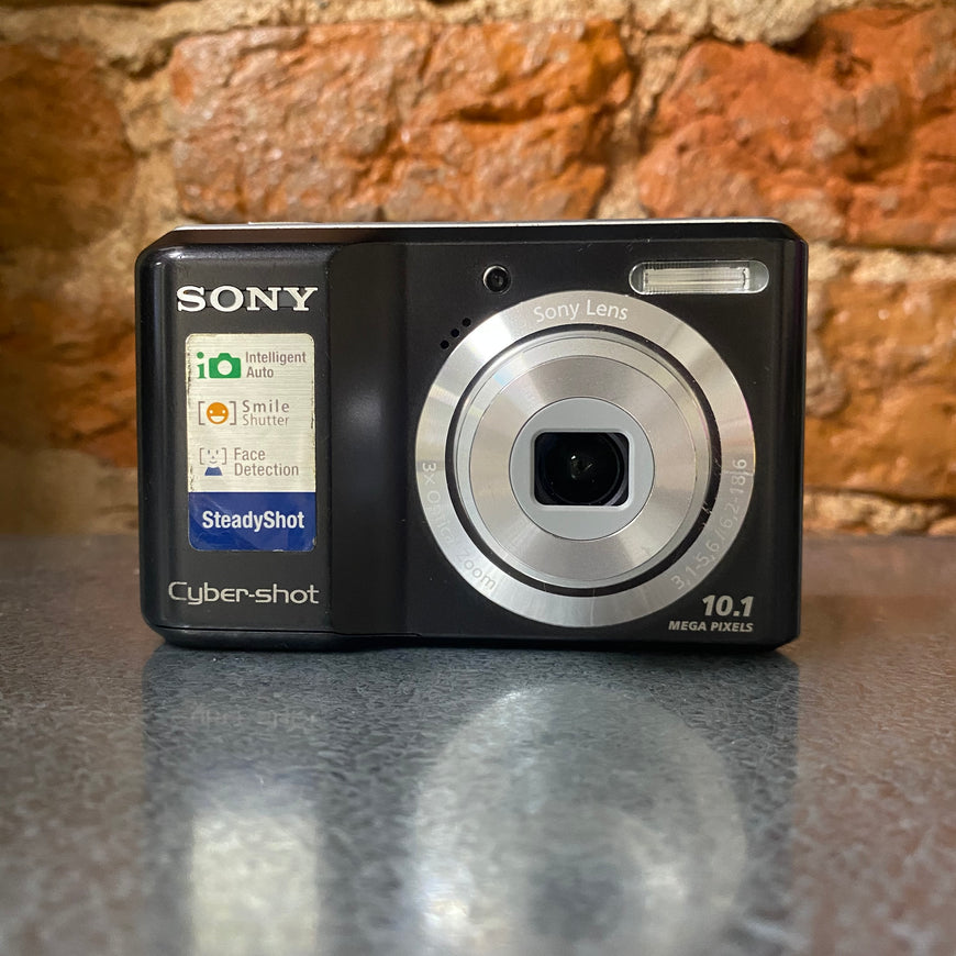 Sony Cyber-shot DSC-S2000 черный цифровой фотоаппарат