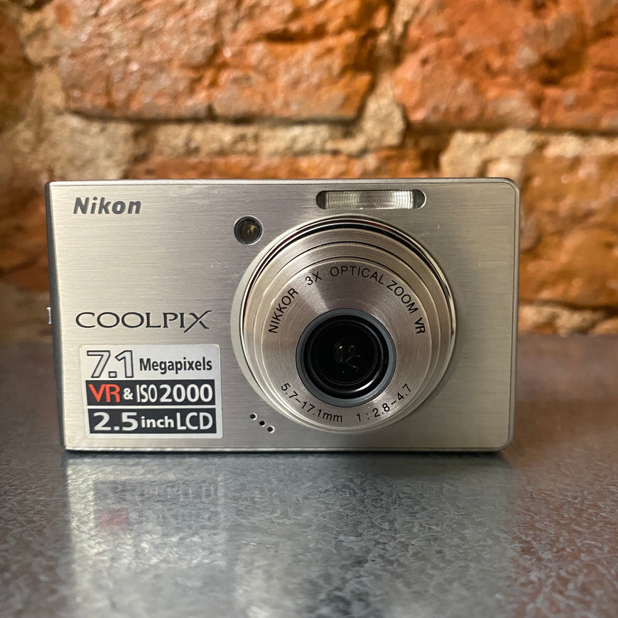 Nikon Coolpix S500 цифровой фотоаппарат металлический