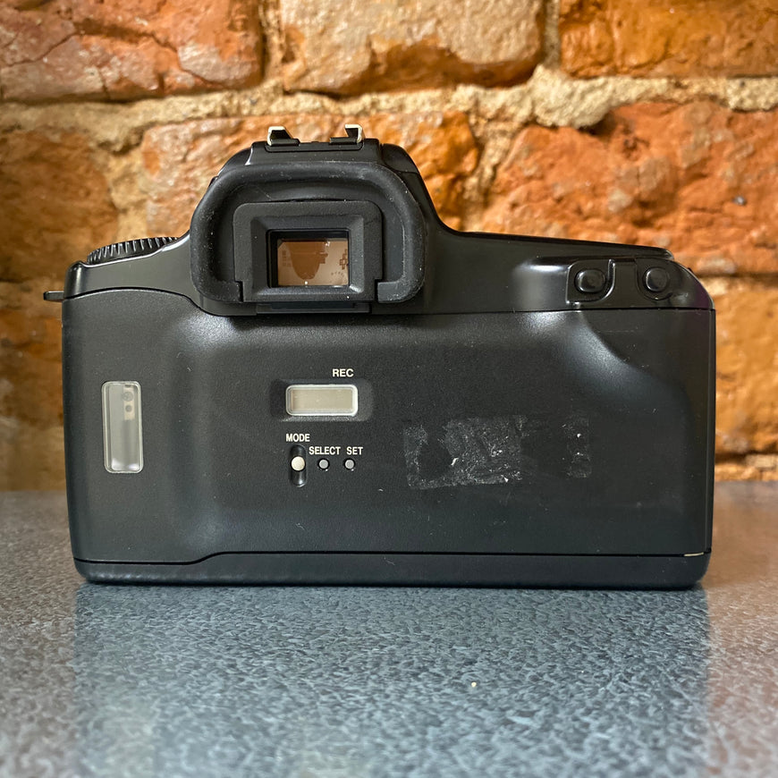 Canon EOS1000QD тушка рабочая