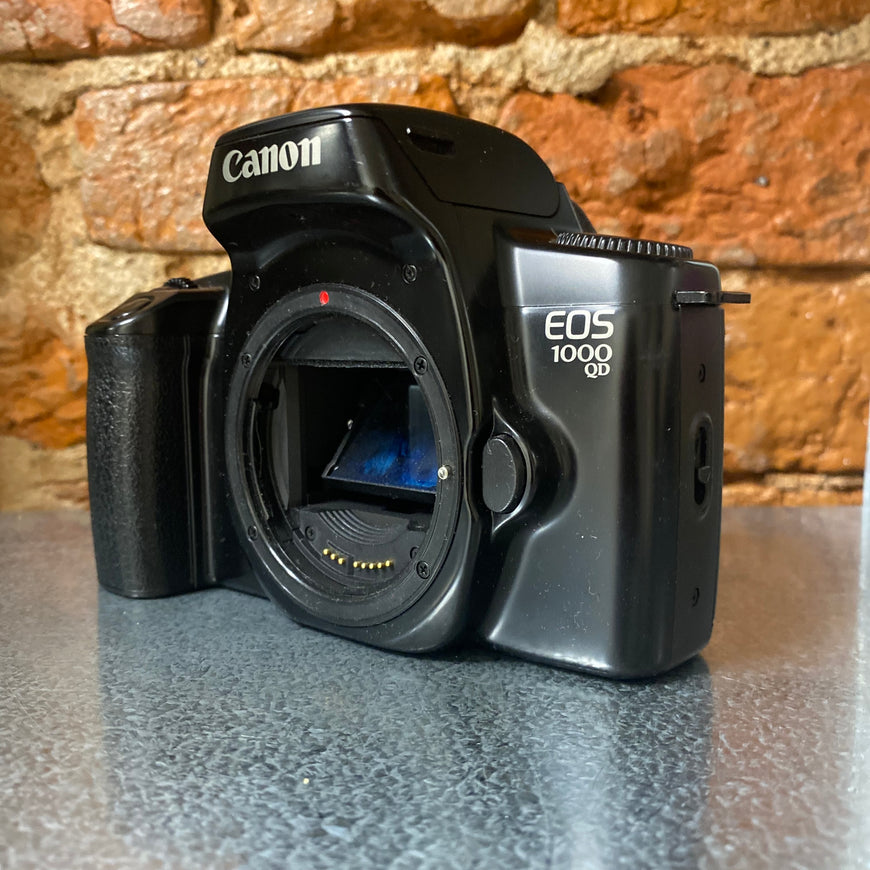 Canon EOS1000QD тушка рабочая