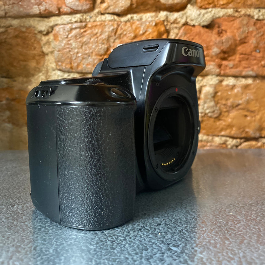 Canon EOS1000QD тушка рабочая