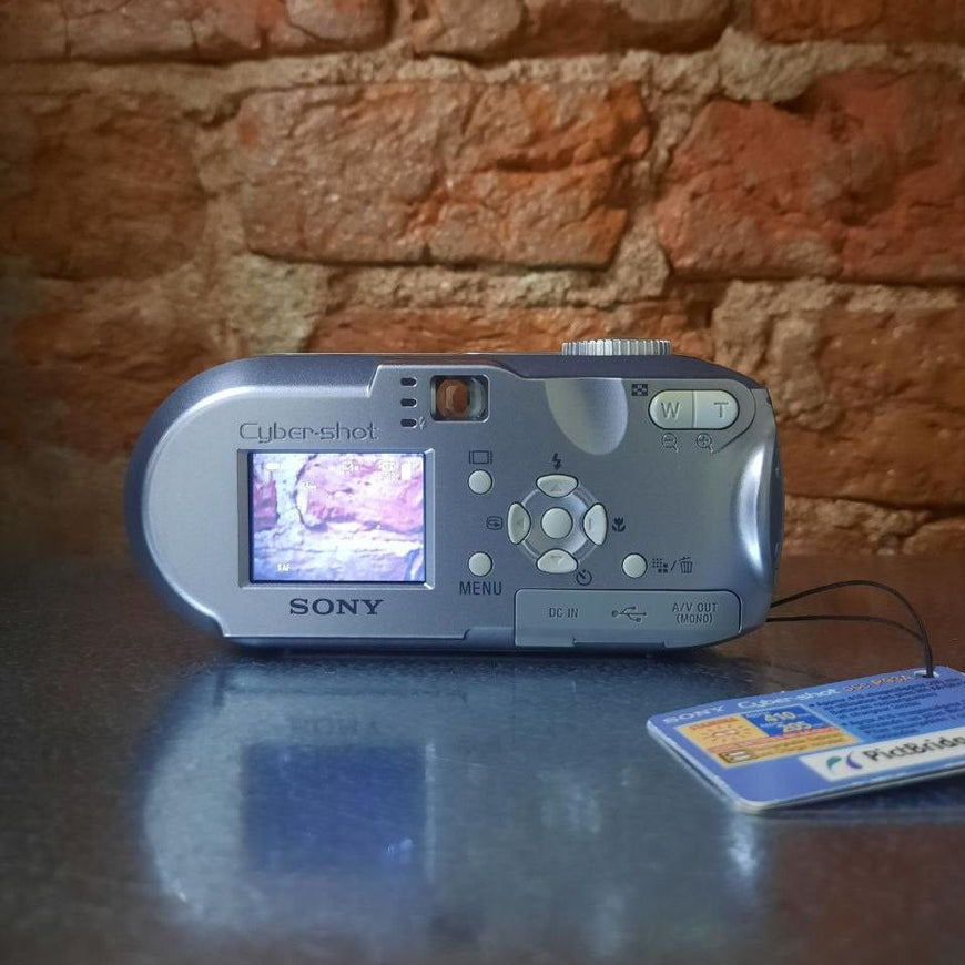 Sony DSC-P93A цифровой фотоаппарат