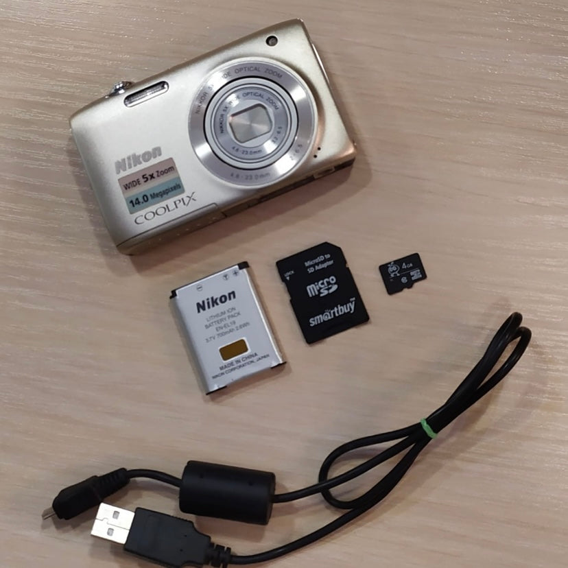 Nikon Coolpix S3100 шампань цифровой фотоаппарат