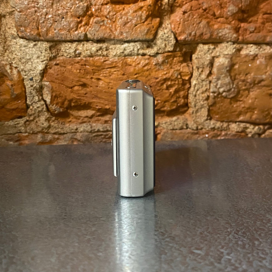 Sony Cyber-shot DSC-T20 серебряный цифровой фотоаппарат