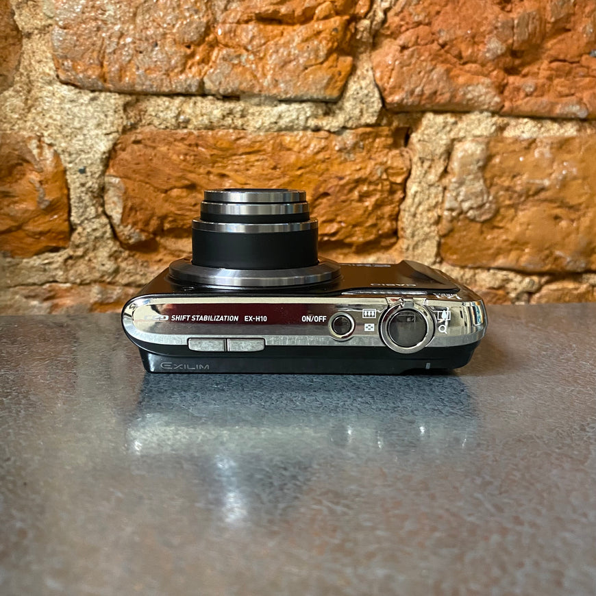 Casio Exilim Hi-Zoom EX-H10 черный цифровой фотоаппарат