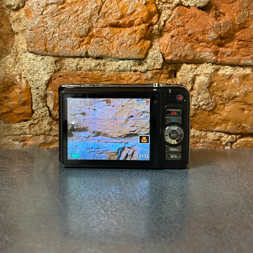 Casio Exilim Hi-Zoom EX-H10 черный цифровой фотоаппарат