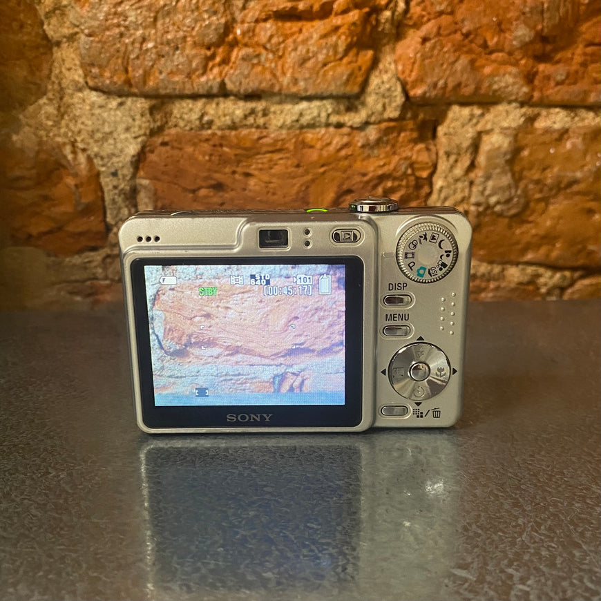 Sony Cyber-shot DSC-W55 цифровой фотоаппарат серебро