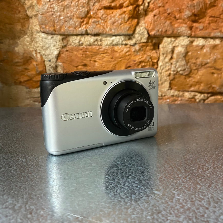 Canon PowerShot A2200 белый цифровой фотоаппарат